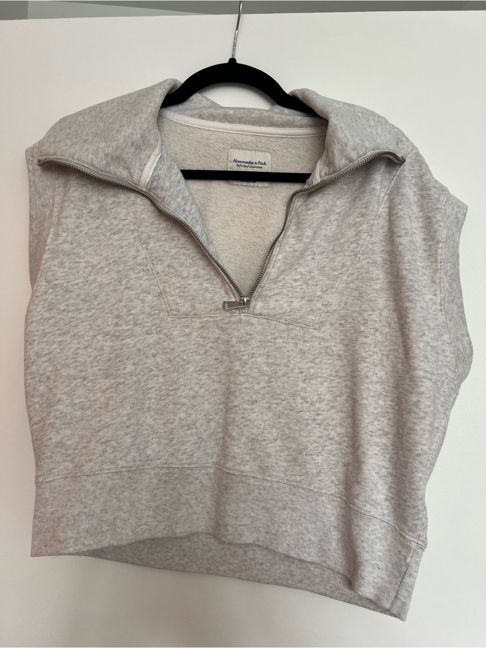 Abercrombie & Fitch Light Gray Quarter-Zip Vest